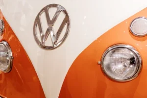 Guía Completa de Faros LED Volkswagen: Modelos, Instalación y Beneficios